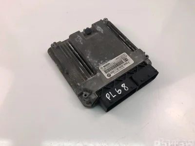 BMW 8518479; 0281018611 / 8518479, 0281018611 5 Touring (F11) 2012 Unité de contrôle moteur - Image 1