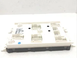 Maserati 670100601, 04787684AD, P04787684AD LEVANTE 2017 Unité de commande de carrosserie BCM FEM SAM BSI