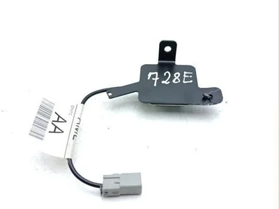 Aston Martin AG4318C840AA VIRAGE Volante 2012 Antenne - Bild 1