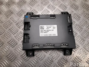 Tesla 1010906-00-F / 101090600F MODEL S 2014 Valdymo blokas kėbulo BCM FEM SAM BSI