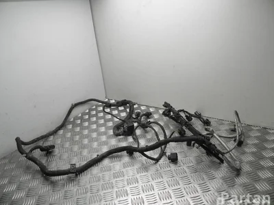 Škoda CFJA YETI (5L) 2013 Fils du compartiment moteur - Image 1