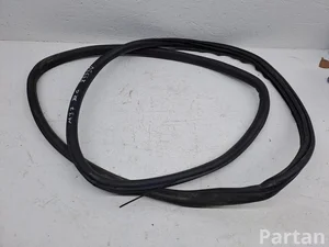 BMW X3 (F25) 2011 Uszczelka drzwi z tyłu po prawej