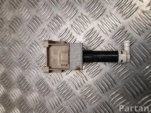 Mazda EH66518H4 CX-7 (ER) 2011 Žibintų plovimo purkštukas