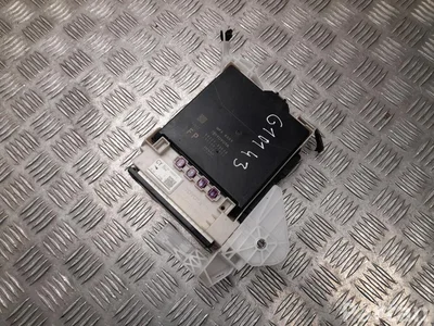 Lexus 82730-33Q30, 89221-33F10 / 8273033Q30, 8922133F10 ES VII XZ10 2021 Saugiklių dėžė - Paveiksliukas 1