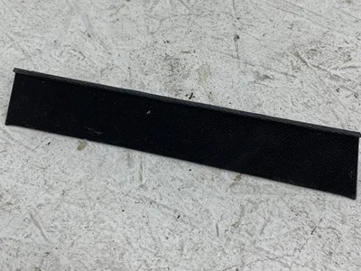 Peugeot 9826815780 e 208 2021 Pilier de doublure - Image 1