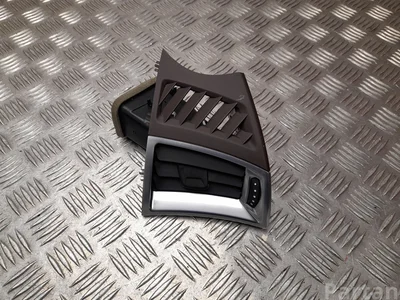 Cadillac 15894314 SRX 2011 Évent Right Front - Image 1