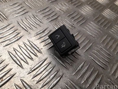 Land Rover FK7M-14017-AA / FK7M14017AA DISCOVERY SPORT (L550) 2019 Interrupteur pour attelage de remorque pliable électriquement - Image 1