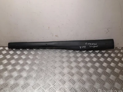 Mercedes-Benz 112 W110 200D 1965 Tapisserie voiture right side - Image 1