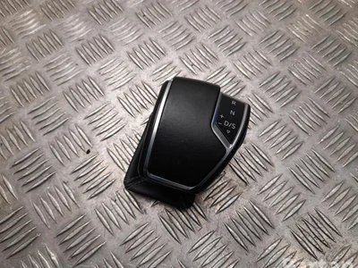 Volkswagen 762 713 139 A / 762713139A Touareg III CR 2019 Bouton de levier de vitesse - Image 1