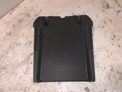 Volvo 30755058 C70 I Convertible 2004 Bac de rangement - Image 1