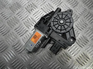 Jeep 931400-103 / 931400103 GRAND CHEROKEE IV (WK, WK2) 2014 Moteur de lève-vitre Right Front