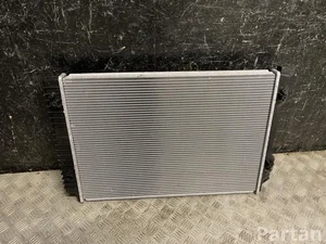 Audi 8E0121251M A4 (8EC, B7) 2007 Радиатор