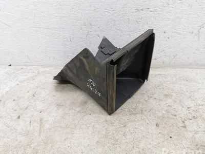 BMW 8073896, 51748073896 2 Gran Tourer (F46) 2018 Prise d'air / Conduit d'air d'admission - Image 1