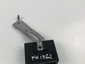 Toyota 82644-K0060 / 82644K0060 YARIS (_P13_) 2022 unidad de control