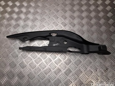 Porsche 99155147102 911 Targa (991) 2017 Garniture de capot d'essuie glace - Image 1