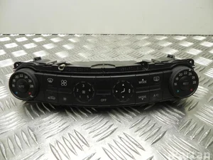 Mercedes-Benz A 211 830 03 90 / A2118300390 E-CLASS (W211) 2005 Contrôle automatique de la climatisation