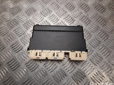 Mercedes-Benz A 206 900 35 18 / A2069003518 EQE V295 2023 Unité de commande pour siège Right Front - Image 1