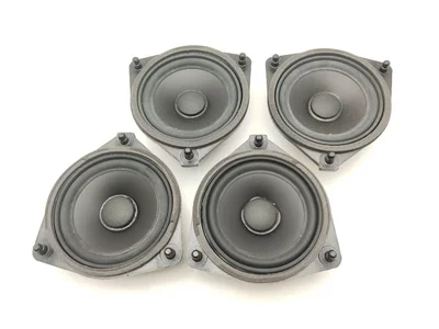 Mercedes-Benz A2318200702 GL-CLASS (X166) 2015 Haut-parleur - Image 1