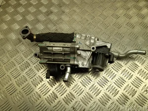 Jaguar FW93-9U438-AA / FW939U438AA XF (X260) 2017 Refroidisseur