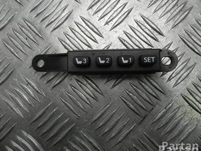 Lexus 15C346 RX (_L1_) 2009 Interrupteur à mémoire pour le réglage du siège - Image 1