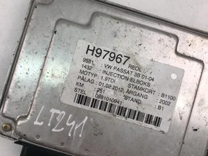 Volkswagen 038906019CQ; 0281010941 / 038906019CQ, 0281010941 PASSAT (3B3) 2001 Unité de contrôle moteur
