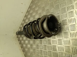 BMW 6851335 X1 (E84) 2011 kit amortisseur