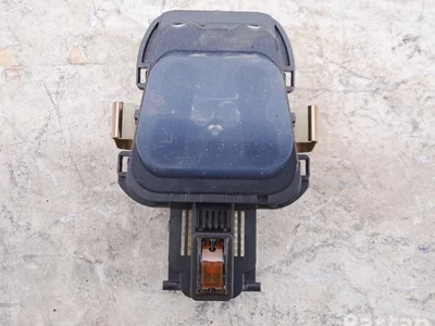 Mercedes-Benz A2059006615 C-CLASS (W205) 2016 Capteur de pluie - Image 1