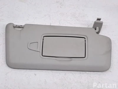 Mercedes-Benz A20581002107 C-CLASS (W205) 2015 Солнцезащитный козырёк с зеркалом правой сторонe - Изображение 1