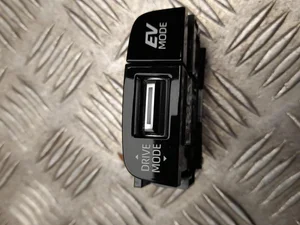 Toyota 75L678 COROLLA ( E210) Sedan 2021 Commutateur/ Bouton