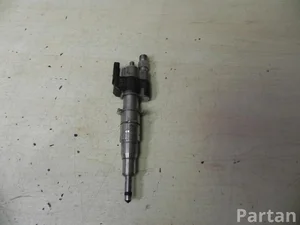 BMW 1353 7585261 / 13537585261 6 Coupe (F13) 2011 Injecteur