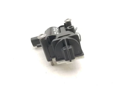 Rolls-Royce 7200647, 67117200647 GHOST (RR4) 2010 Verrouillage du bouchon du réservoir - Image 1