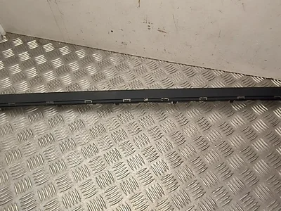 BMW 51 12 7 005 942 / 51127005942 5 (E39) 2003 Inny detal wykończeniowy - Zdjęcie 1