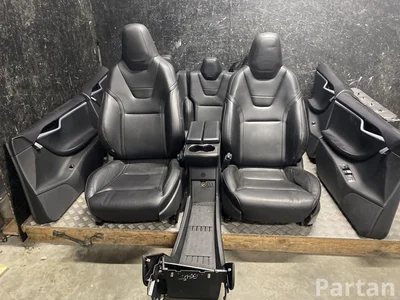 Tesla MODEL S 2014 Set of seats Door panel Armrest  - Image 1