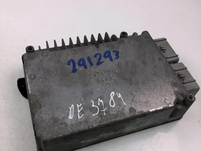 Chrysler P04727237AC VOYAGER / GRAND VOYAGER III (GS) 2000 Unité de contrôle moteur - Image 1