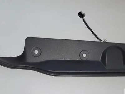 Chrysler 68416654 Pacifica 2018 Rembourrage de coffre - Image 1