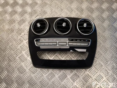 Mercedes-Benz A 205 680 57 07, A 205 905 42 15, A 205 830 02 01 / A2056805707, A2059054215, A2058300201 C-CLASS (W205) 2019 Luftdüse Zentral - Bild 1