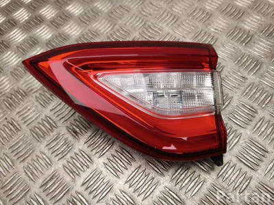 Original (gebraucht) Maserati 06701008690 LEVANTE 2024 Rückleuchte rechts - Bild 1