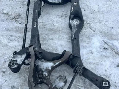 Porsche 95B505235F MACAN (95B) 2019 poutre d'essieu arrière - Image 1