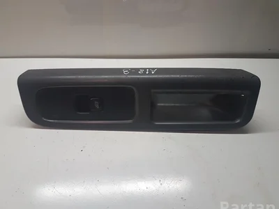 Volvo 30658448 V50 (MW) 2005 Bouton de lève-vitre - Image 1