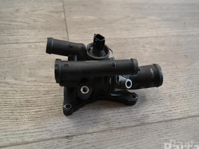 Mercedes-Benz A6082000015, 110608920 A-CLASS (W176) 2020 Thermostat - Image 1