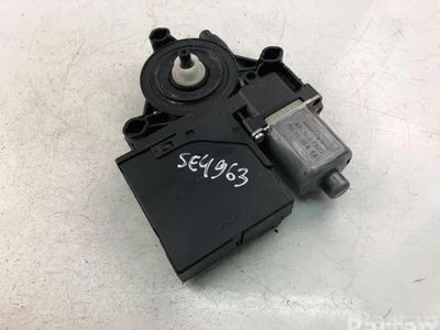 Volkswagen 3AA959701A PASSAT (362) 2013 Window lifter motor - Image 1