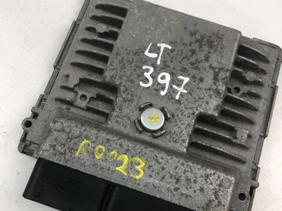 Seat 03F906070BT IBIZA IV ST (6J8, 6P8) 2012 Unité de contrôle moteur - Image 1