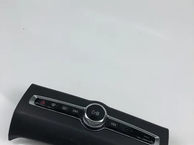 Volvo P31398845 V90 II 2019 Commutateur multiple - Image 1