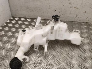 Lexus 060356458 LBX 2024 Резервуар для воды