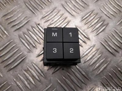 Land Rover FK72-14776-AA / FK7214776AA RANGE ROVER VELAR (L560) 2017 Interrupteur à mémoire pour le réglage du siège - Image 1