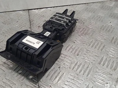 Porsche 97065340902, 970653409 PANAMERA (970) 2010 Interrupteur de chauffage de siège - Image 1