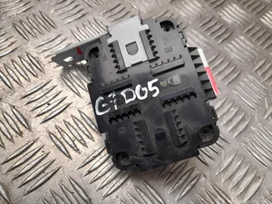 Kia 95300-H8100 / 95300H8100 RIO IV (YB) 2022 Unités de contrôle