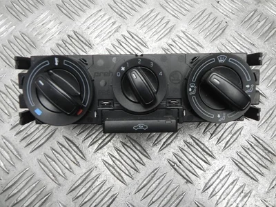 Škoda 5JA 819 045 B / 5JA819045B RAPID (NH3) 2015 Contrôle automatique de la climatisation - Image 1