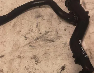 Volvo 9654733980 V50 (MW) 2005 Goulotte de remplissage d'huile - Image 1