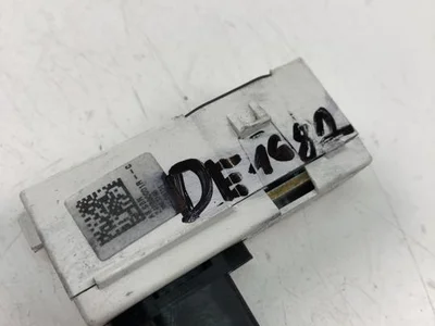 Dacia 216751788 DOKKER Express 2015 Unité de contrôle pour airbag - Image 1